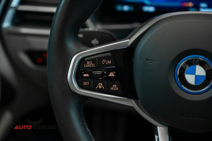 bmw-i4-m50-elektrisitet-2024-big-38