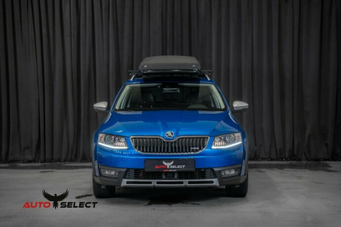 skoda-octavia-scout-bensin-2015-big-3