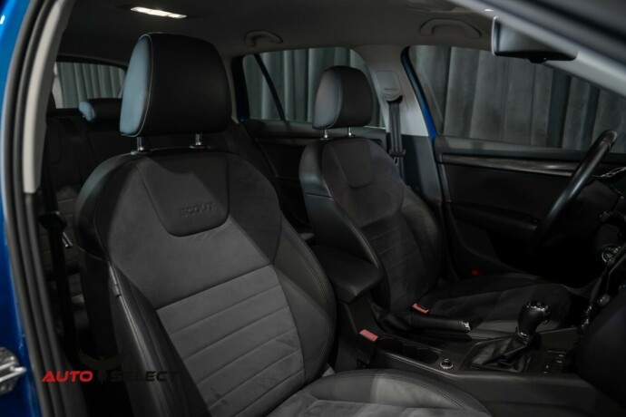 skoda-octavia-scout-bensin-2015-big-19