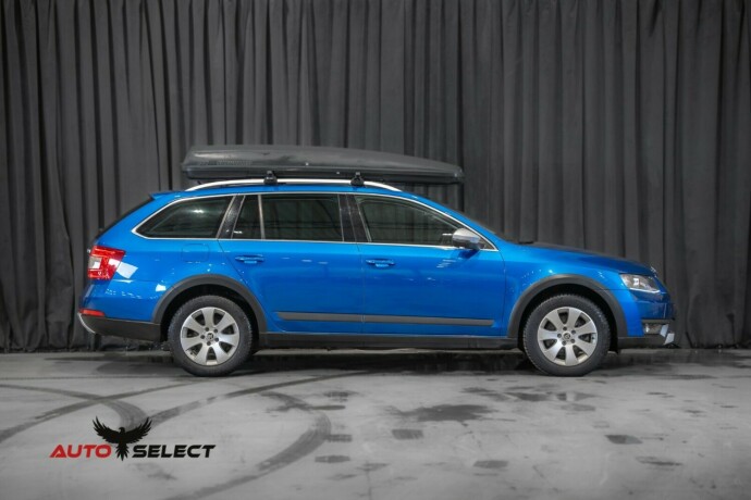 skoda-octavia-scout-bensin-2015-big-11