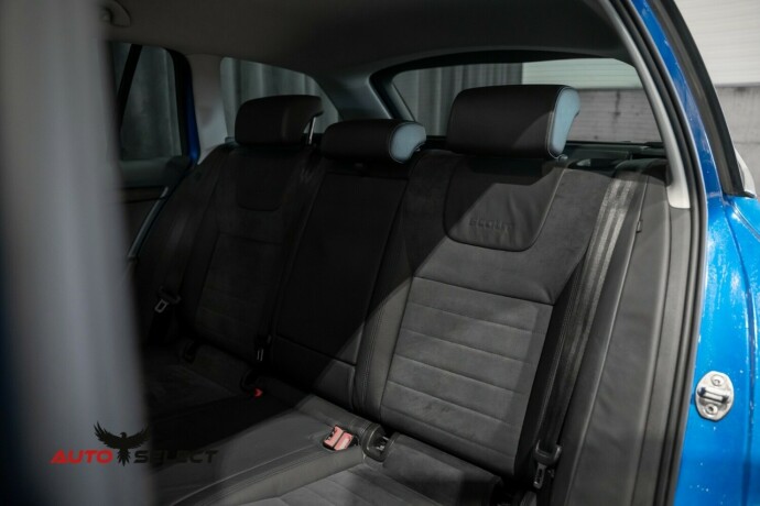 skoda-octavia-scout-bensin-2015-big-15