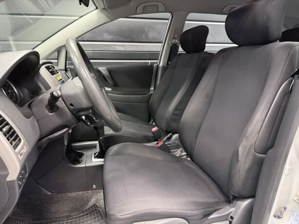 suzuki-liana-bensin-2008-big-8