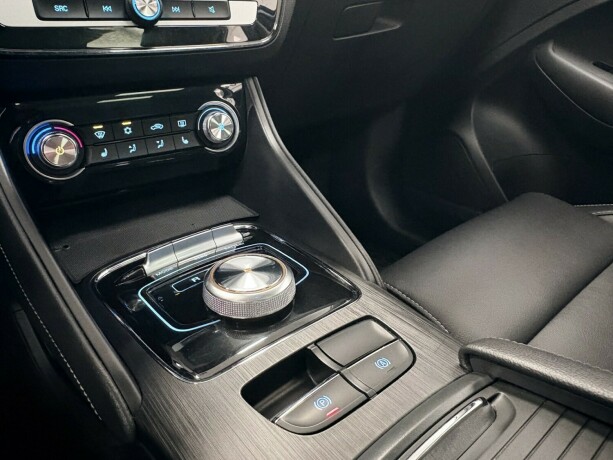 mg-zs-ev-elektrisitet-2021-big-16