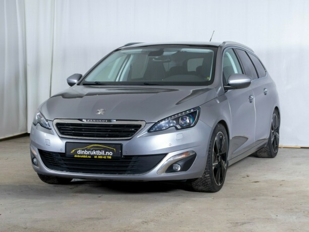 peugeot-308-bensin-2014-big-2