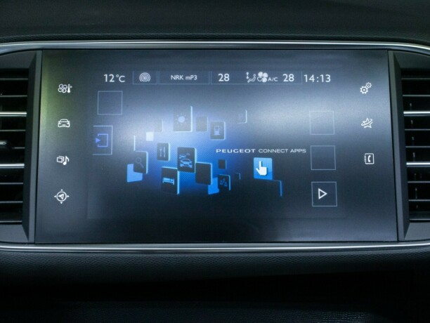 peugeot-308-bensin-2014-big-33