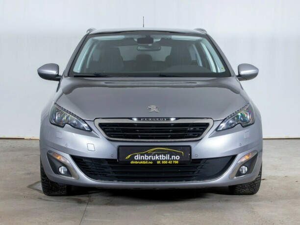 peugeot-308-bensin-2014-big-1