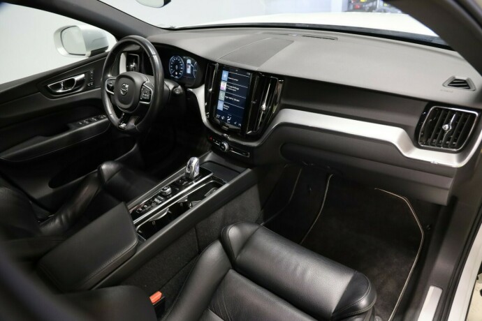 volvo-xc-60-elektrisitetbensin-2018-big-9