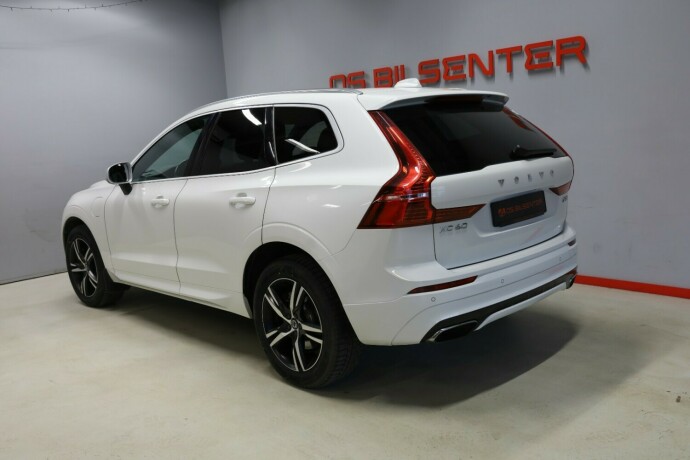 volvo-xc-60-elektrisitetbensin-2018-big-4