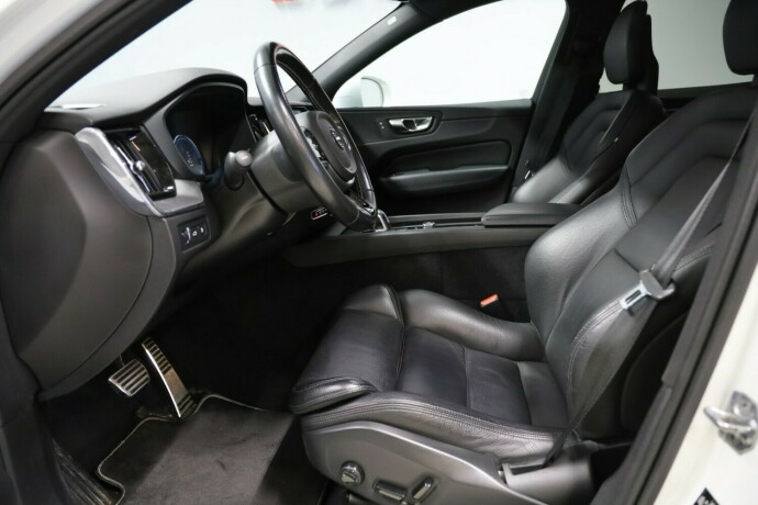 volvo-xc-60-elektrisitetbensin-2018-big-7