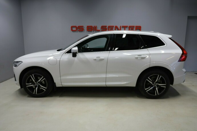 volvo-xc-60-elektrisitetbensin-2018-big-5