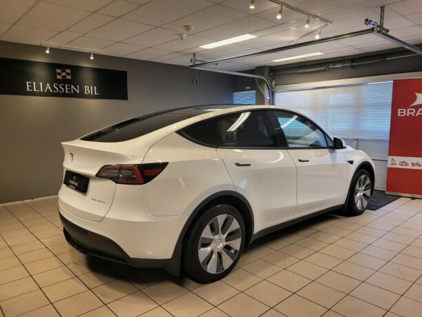 tesla-model-y-elektrisitet-2021-big-5