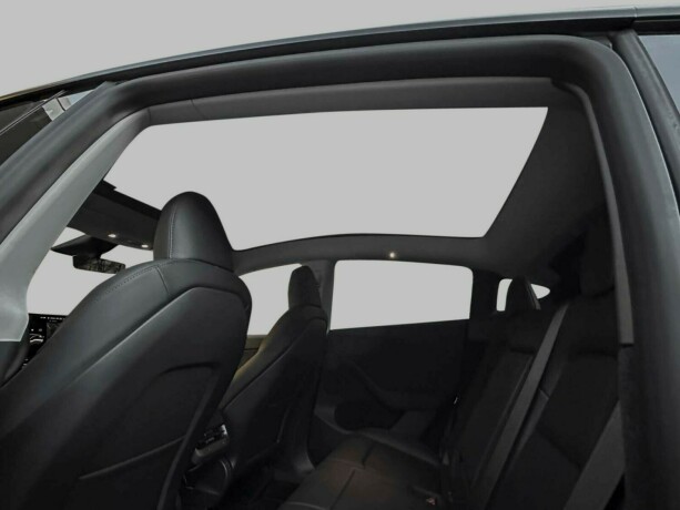 tesla-model-y-elektrisitet-2024-big-25