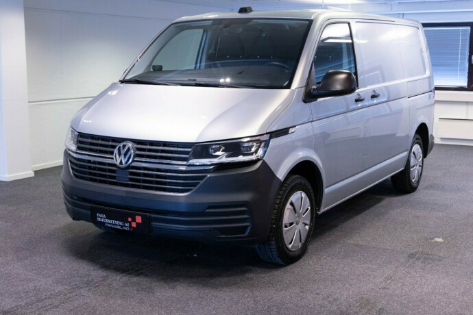volkswagen-transporter-diesel-2023-big-0
