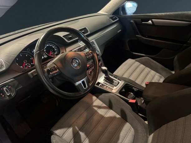 volkswagen-passat-diesel-2013-big-9