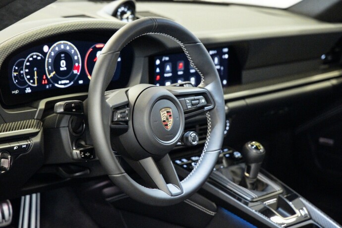 porsche-911-bensin-2025-big-7