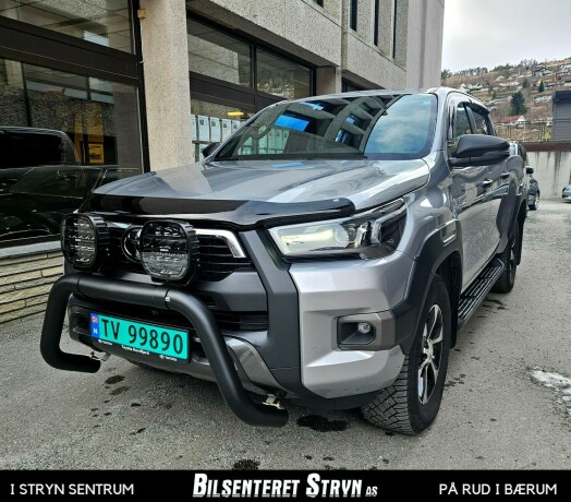 toyota-hilux-diesel-2024-big-0
