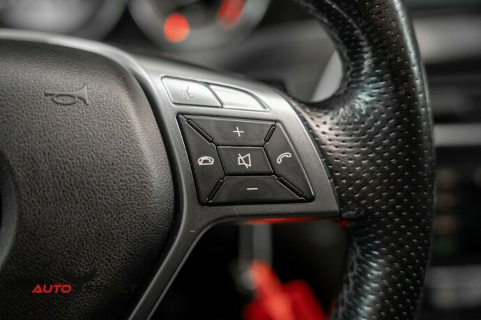 mercedes-benz-c-klasse-bensin-2011-big-31