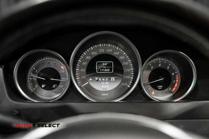 mercedes-benz-c-klasse-bensin-2011-big-30