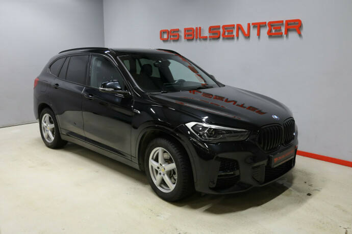 bmw-x1-elektrisitetbensin-2022-big-0