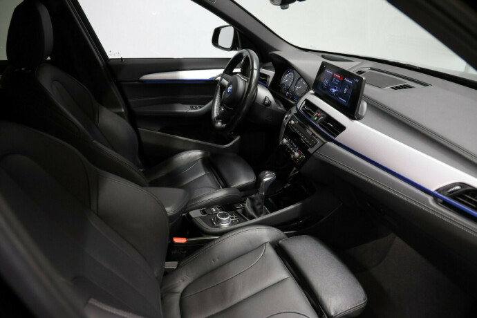 bmw-x1-elektrisitetbensin-2022-big-8