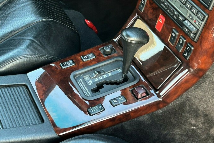 mercedes-benz-sl-bensin-1992-big-14