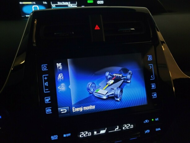 toyota-prius-plug-in-petrol-2018-big-25