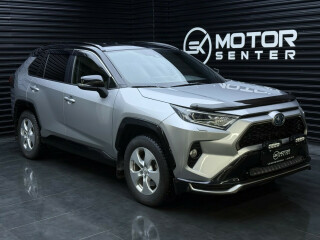Toyota | RAV4 | Elektrisitet+bensin | 2020