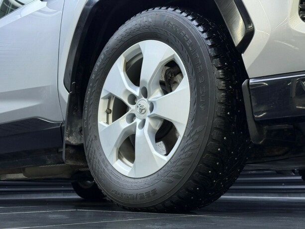 toyota-rav4-elektrisitetbensin-2020-big-7