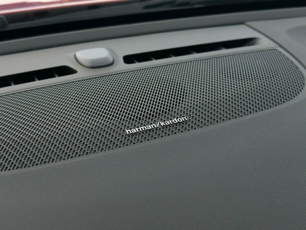 volvo-xc-40-elektrisitet-2021-big-34