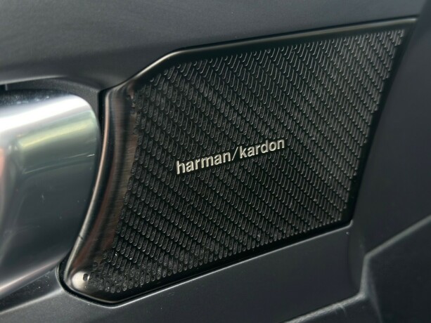 volvo-xc-40-elektrisitet-2021-big-32