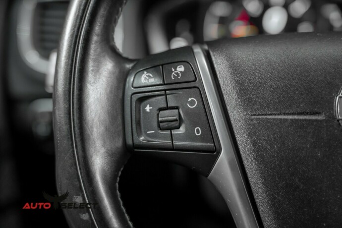 volvo-v60-elektrisitetdiesel-2014-big-27