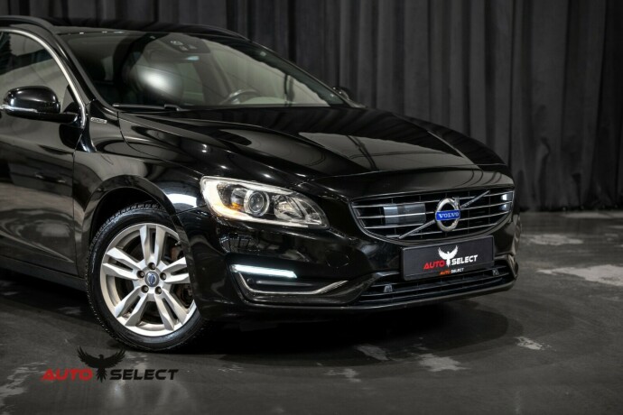 volvo-v60-elektrisitetdiesel-2014-big-1