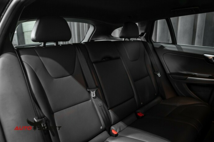 volvo-v60-elektrisitetdiesel-2014-big-13