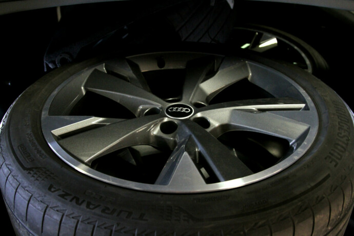 audi-q4-e-tron-elektrisitet-2022-big-28