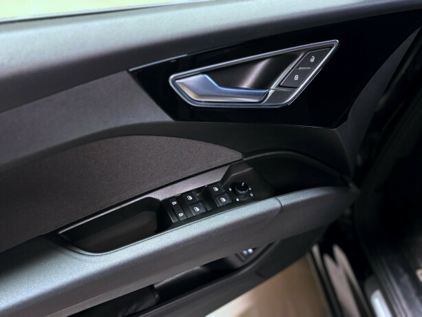 audi-q4-e-tron-elektrisitet-2022-big-23