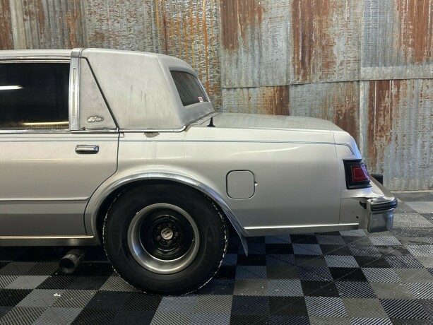 chrysler-andre-bensin-1988-big-16