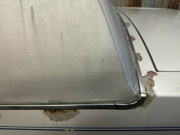 chrysler-andre-bensin-1988-big-22