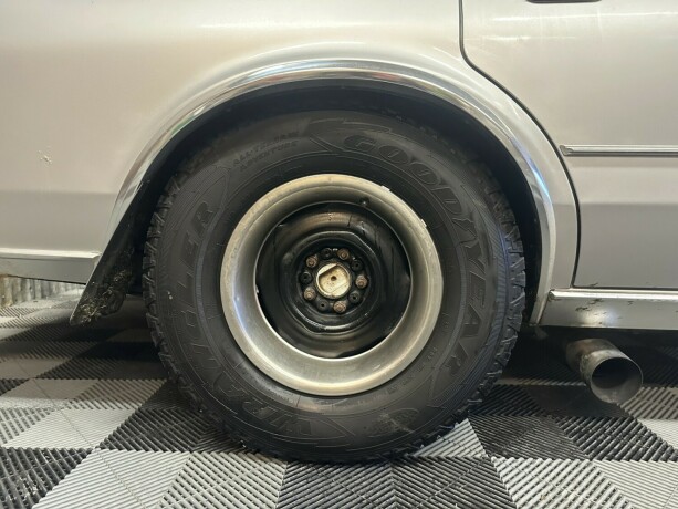 chrysler-andre-bensin-1988-big-5