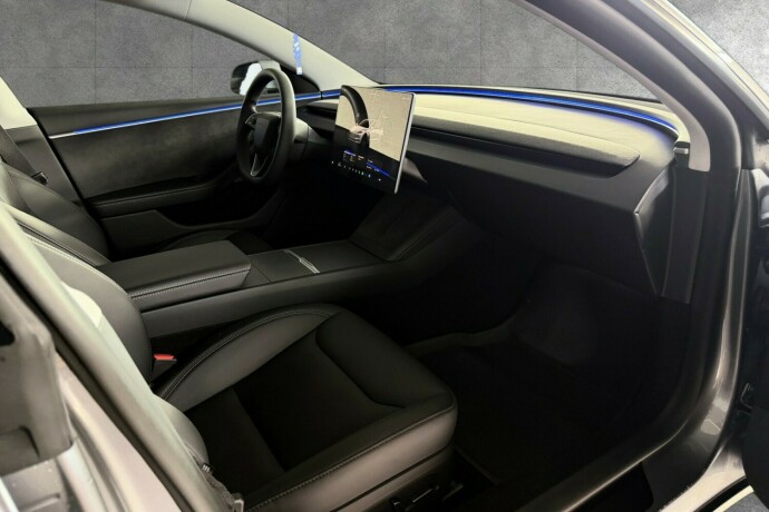 tesla-model-3-elektrisitet-2025-big-24