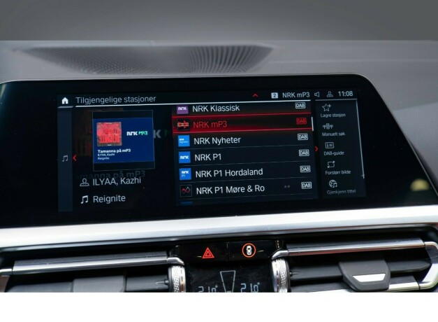 bmw-m3-bensin-2022-big-28