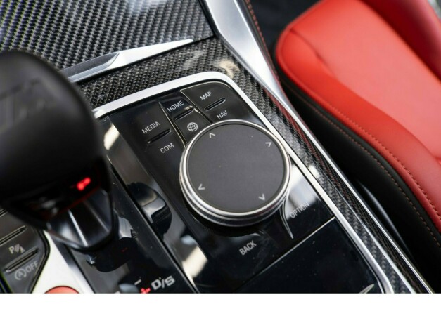 bmw-m3-bensin-2022-big-25