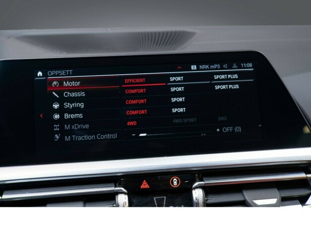 bmw-m3-bensin-2022-big-30