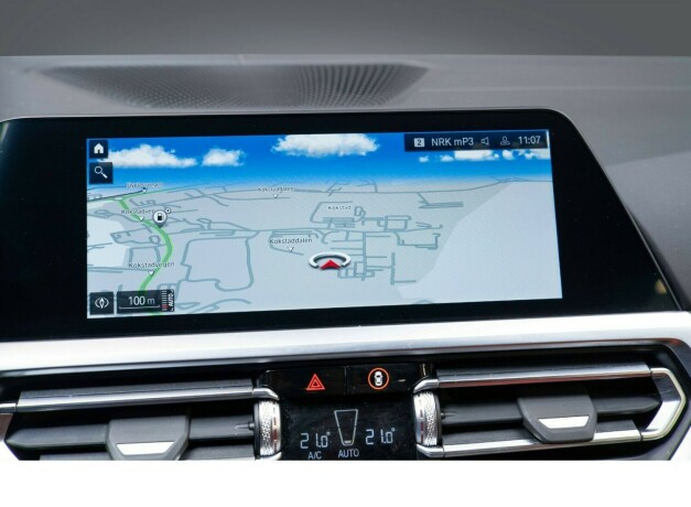 bmw-m3-bensin-2022-big-26