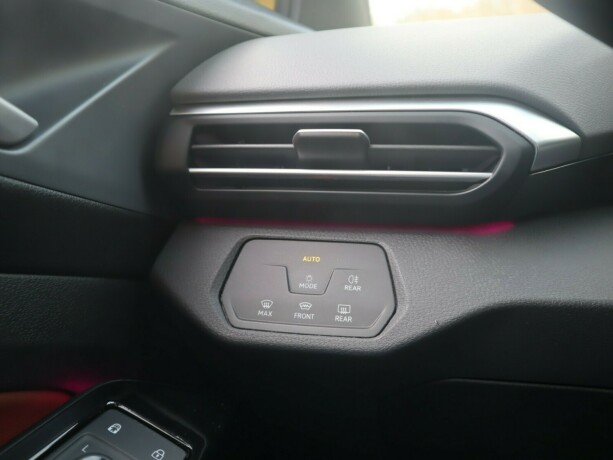 volkswagen-id4-elektrisitet-2021-big-18