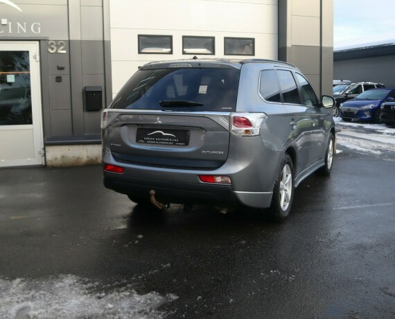 mitsubishi-outlander-diesel-2013-big-3
