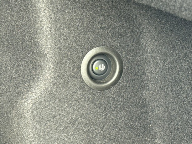 bmw-ix2-elektrisitet-2025-big-53