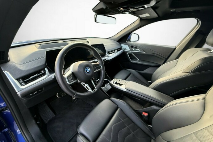 bmw-ix2-elektrisitet-2025-big-19