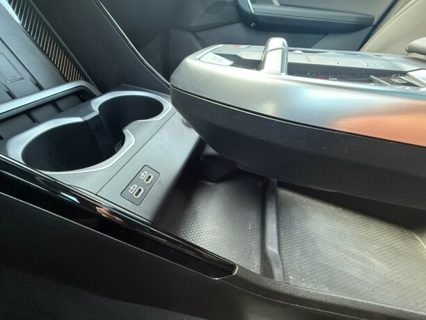 bmw-ix2-elektrisitet-2025-big-27