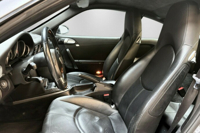 porsche-911-bensin-2006-big-11