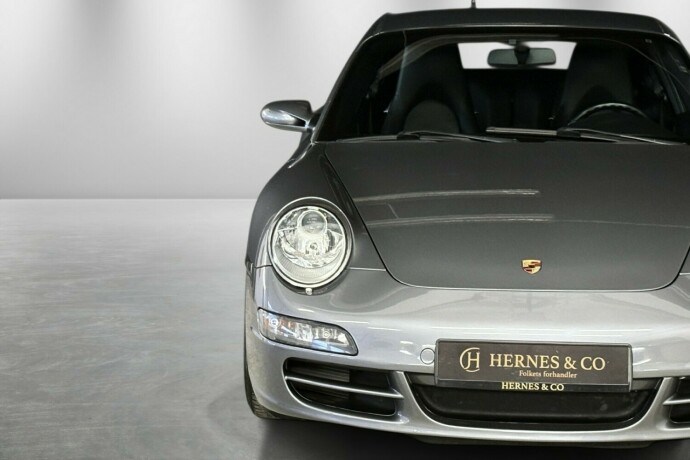porsche-911-bensin-2006-big-6